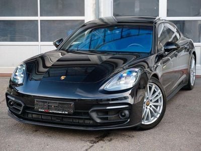 Porsche Panamera 4