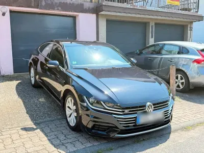 Gebraucht VW Arteon R-line 190 PS (139 kW) 2017 Schwarz Kleinwagen