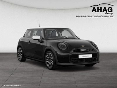 Second-hand Mini Cooper 114 kW (156 CP) 2025 Negru Hatchback