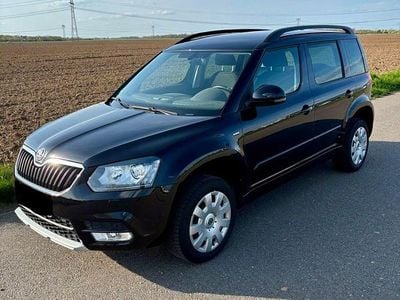 Second-hand Skoda Yeti Drive 110 CP (80 kW) 2017 Negru SUV