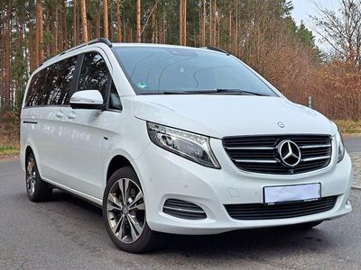 Gebraucht Mercedes V250 190 PS (139 kW) 2015 Weiß Van / Kleinbus