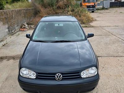 VW Golf IV