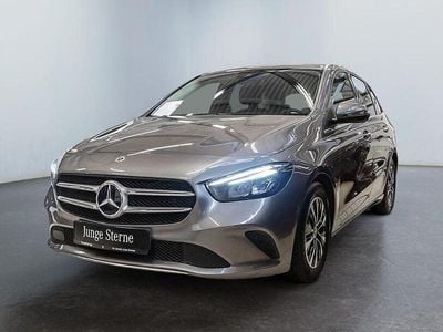 Gebraucht Mercedes B200 150 PS (110 kW) 2022 Grau Van / Kleinbus