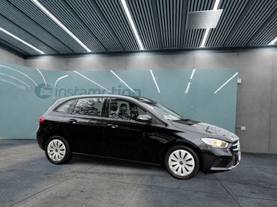 Gebraucht Mercedes B250 160 PS (117 kW) 2022 Schwarz Kleinwagen