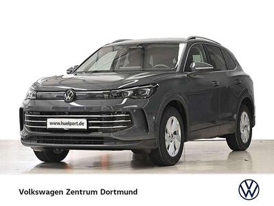 Neu VW Tiguan Elegance 150 PS (110 kW) 2026 Delfingrau metallic SUV