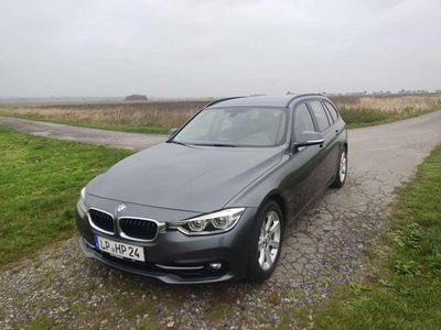 Gebraucht BMW 320 Sport Line 184 PS (135 kW) 2019 Grau Kombi