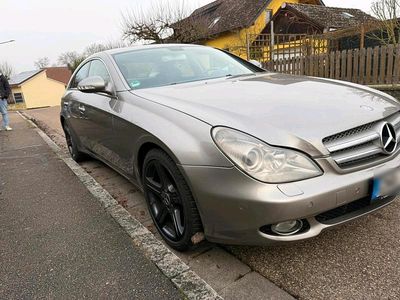 Grau Gebraucht 2006 Mercedes CLS350 Limousine | 7.400 €