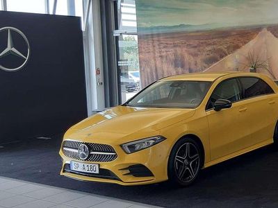 Gebraucht Mercedes A180 AMG line 136 PS (100 kW) 2019 Gelb Limousine