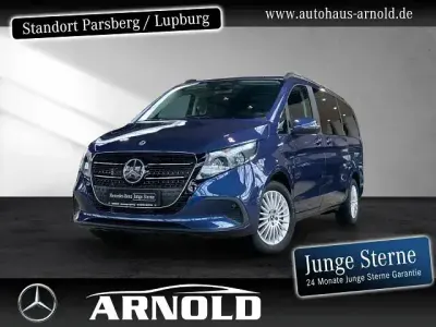 Gebraucht Mercedes V250 190 PS (139 kW) 2025 Blau Van / Kleinbus