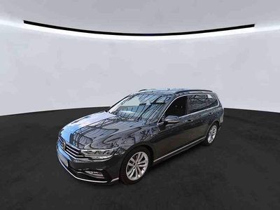 Grau Gebraucht 2020 VW Passat R-line Kombi | 18.200 € (Guter Preis)