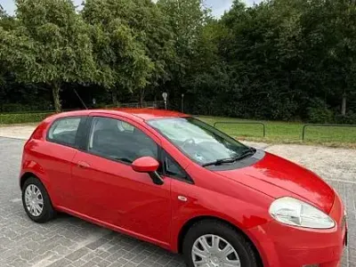 Gebraucht Fiat Punto Active 77 PS (56 kW) 2008 Rot Kleinwagen