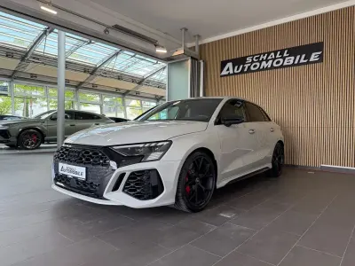 Gebraucht Audi RS3 Sport 400 PS (294 kW) 2022 Kreide Limousine