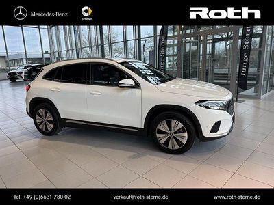 Weiß Gebraucht 2024 Mercedes EQA300 SUV | 33.899 € (Guter Preis)