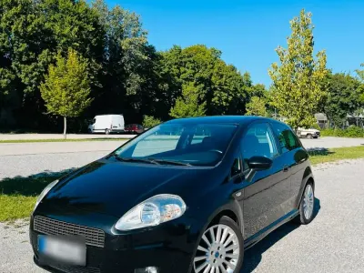 Gebraucht Fiat Grande Punto 95 PS (69 kW) 2006 Schwarz Kleinwagen