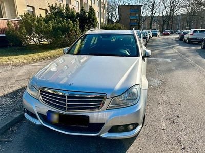 Gebraucht Mercedes C180 120 PS (88 kW) 2011 Silber Kombi