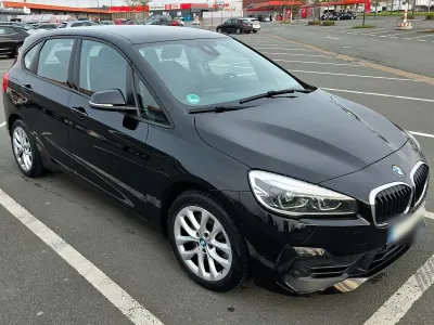 Używany BMW 225 Active Tourer iPerformance 224 KM (164 kW) 2020 Czarny Minivan