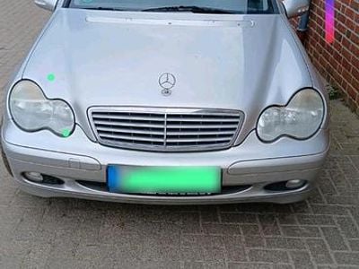 Second-hand Mercedes C200 2002 Break