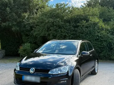 Gebraucht VW Golf VII 105 PS (77 kW) 2013 Schwarz Coupé