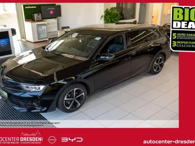 Gebraucht Opel Astra 131 PS (96 kW) 2024 Schwarz m. Kleinwagen