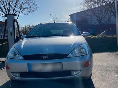 Gebraucht Ford Focus Ghia 100 PS (73 kW) 2000 Limousine