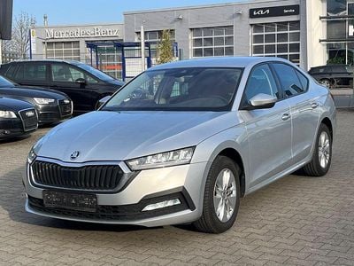 Gebraucht Skoda Octavia Ambition 150 PS (110 kW) 2022 Silber Limousine