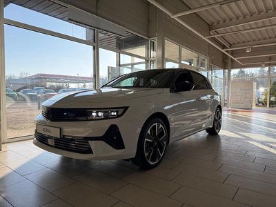 Lack weiss banquise/typ aussenverkleidung spiegel flach standard Neu 2026 Opel Astra Limousine | 32.590 € (Etwas zu teuer)