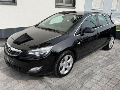 Gebraucht Opel Astra Sport 101 PS (74 kW) 2010 Schwarz Limousine