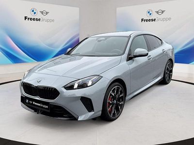 Nuova BMW 220 Performance 170 CV (125 kW) 2025 Grigio Coupé