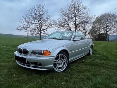 Gebraucht BMW 320 170 PS (125 kW) 2002 Silber Cabrio