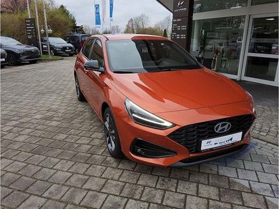 Gebraucht Hyundai i30 Advantage 141 PS (103 kW) 2024 Orange Limousine