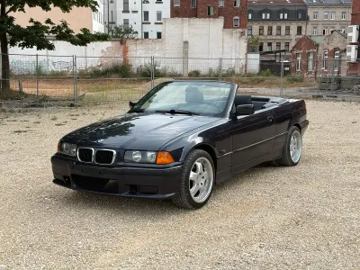 Gebraucht BMW 318 Cabriolet 115 PS (84 kW) 1997 Violet Cabrio