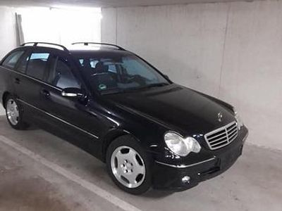 Schwarz Gebraucht 2004 Mercedes C200 Avantgarde Kombi | 4.000 €