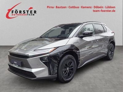 Usata Toyota bZ4X Lounge 252 kW (343 CV) 2026 Argento SUV
