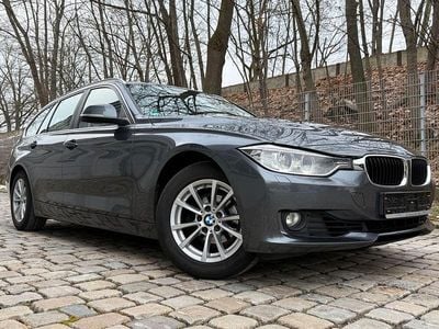Grau Gebraucht 2014 BMW 320 Kombi | 10.490 € (Fairer Preis)