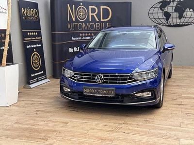Gebraucht VW Passat R-line 150 PS (110 kW) 2021 Lapiz blue metallic (metallic) Kombi