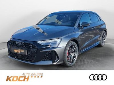 Neu 2025 Audi RS3 Sportback Sport Kleinwagen | 77.390 € (Teuer)