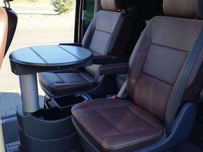 Gebraucht VW Multivan Highline 179 PS (131 kW) 2015 Van