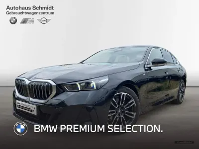 Gebraucht BMW 520 M Sport 197 PS (144 kW) 2024 Saphirschwarz Limousine