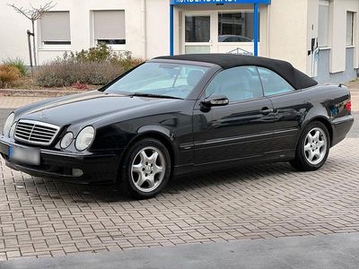 Gebraucht Mercedes CLK200 163 PS (119 kW) 2000 Schwarz Cabrio