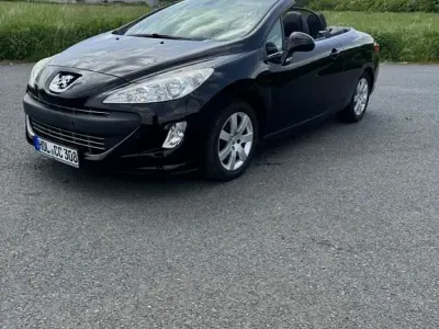 Gebraucht Peugeot 308 CC Platinum 156 PS (114 kW) 2011 Schwarz Cabrio