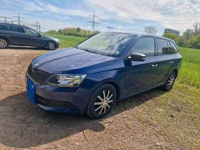 Blau Gebraucht 2016 Skoda Fabia Kombi | 4.950 € (Fairer Preis)
