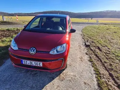Occasion VW e-up! Style 61 kW (83 ch) 2022 Rouge Citadine