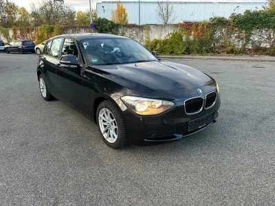 Gebraucht BMW 116 Sport Line 136 PS (100 kW) 2012 Schwarz Kleinwagen