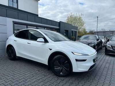 Gebraucht Tesla Model Y Standard Range 219 kW (299 PS) 2025 Weiß SUV