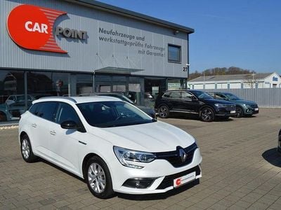 Gebraucht Renault Mégane IV LIMITED 140 PS (102 kW) 2020 Weiss "nacre" Limousine