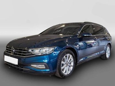 Usata VW Passat Business 150 CV (110 kW) 2024 Blu Station wagon