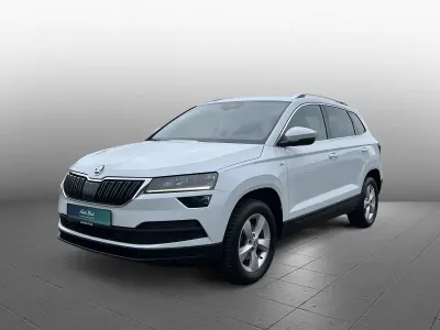 Używany Skoda Karoq Drive 150 KM (110 kW) 2021 Biały SUV