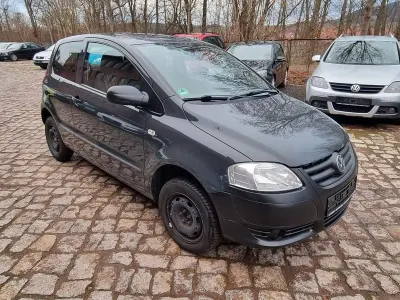 Gebraucht VW Fox Basis 55 PS (40 kW) 2006 Grau Kleinwagen