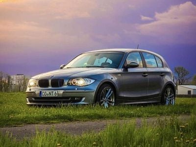 Grau Gebraucht 2009 BMW 118 Kleinwagen | 4.990 € (Teuer)