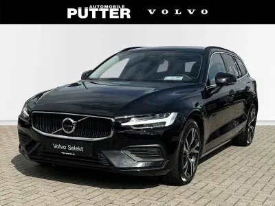Gebraucht Volvo V60 Core 197 PS (144 kW) 2025 Schwarz Kombi